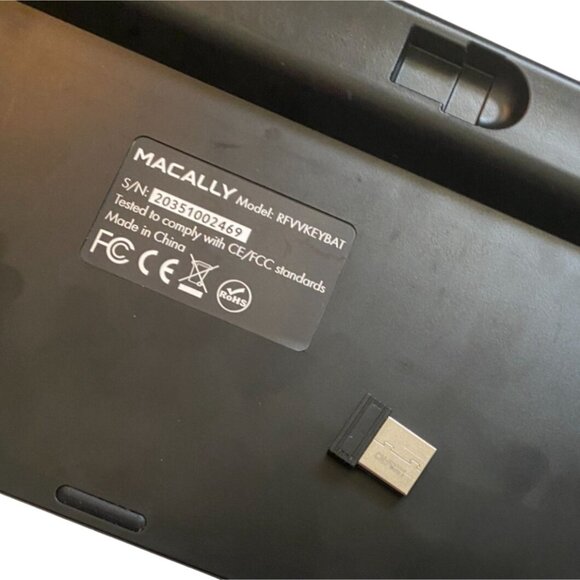 Macally Lightweight Wireless Keyboard-USB RF Dangle Underneath-Black-2.4G-GUC - Picture 9 of 9